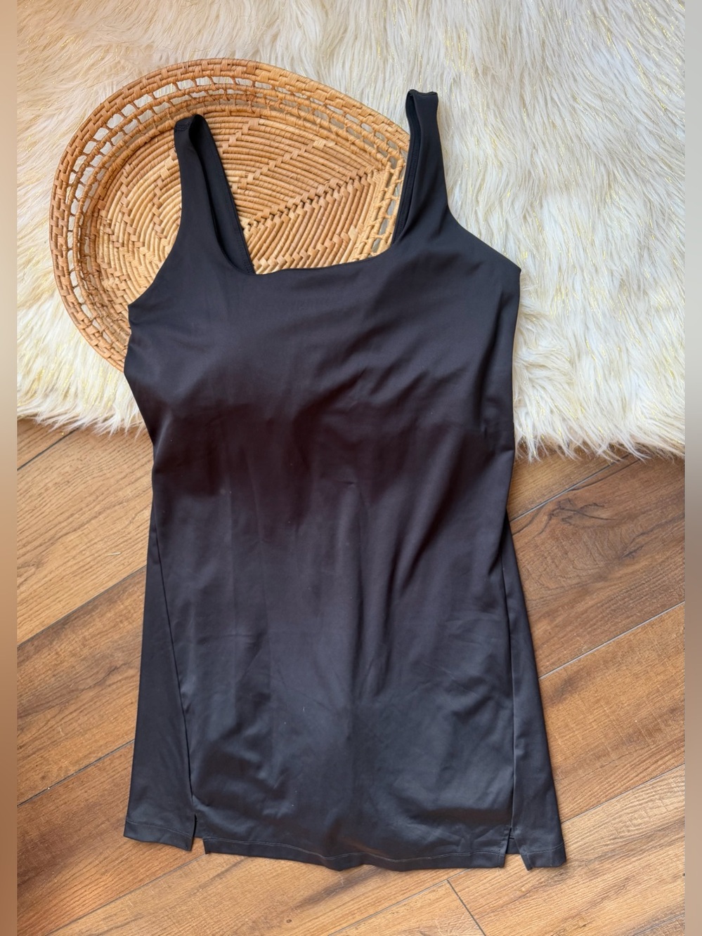 Old Navy Active Powersoft Go Dry Black Tennis Active Dress Size Medium Tall